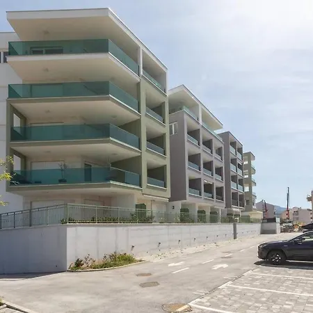 Apartment Lavie Makarska,parking Makarska